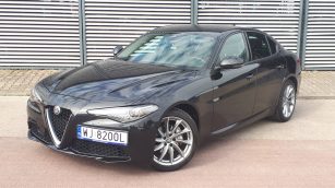 Alfa Romeo Giulia 2.0 Turbo Super aut WJ8200L w leasingu dla firm