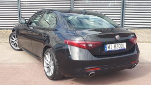 Alfa Romeo Giulia 2.0 Turbo Super aut WJ8200L w leasingu dla firm