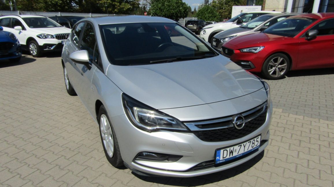 Opel Astra V 1.6 CDTI Enjoy DW7Y785 w zakupie za gotówkę