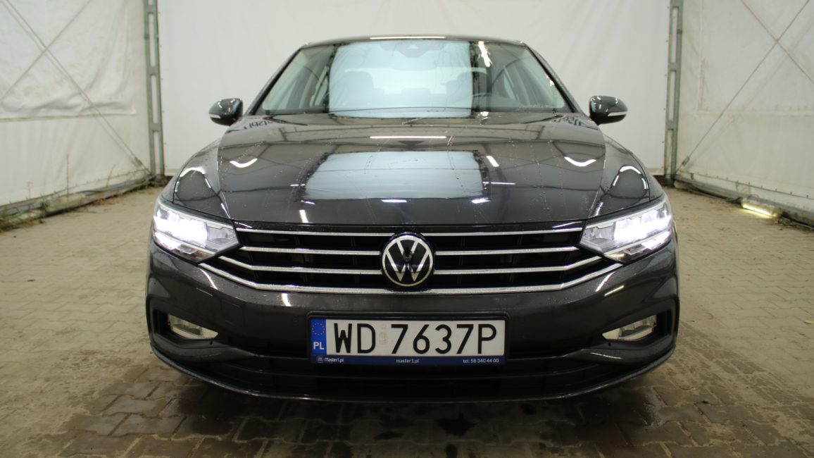 Volkswagen Passat 1.5 TSI EVO Essence DSG WD7637P w leasingu dla firm