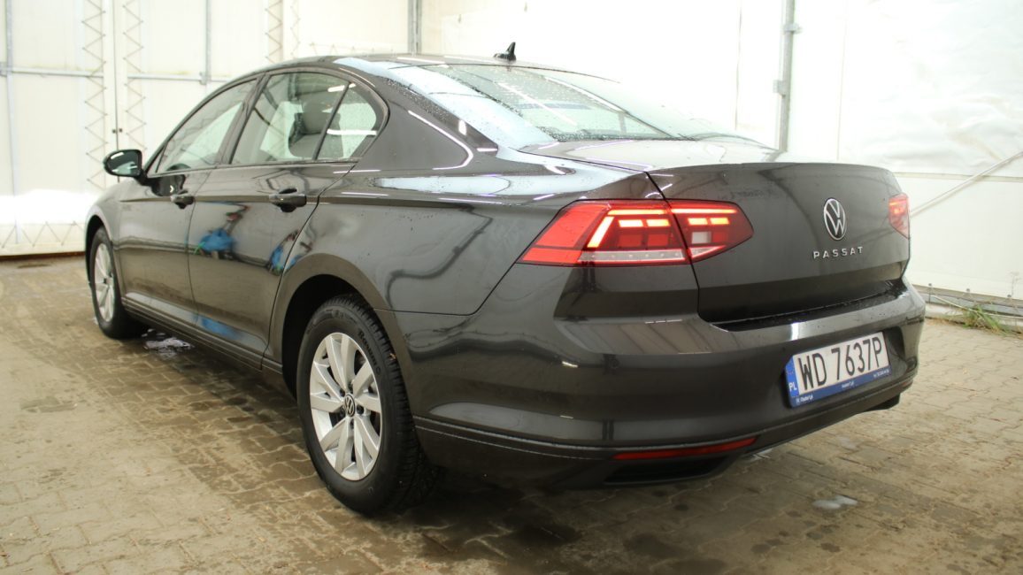 Volkswagen Passat 1.5 TSI EVO Essence DSG WD7637P w leasingu dla firm