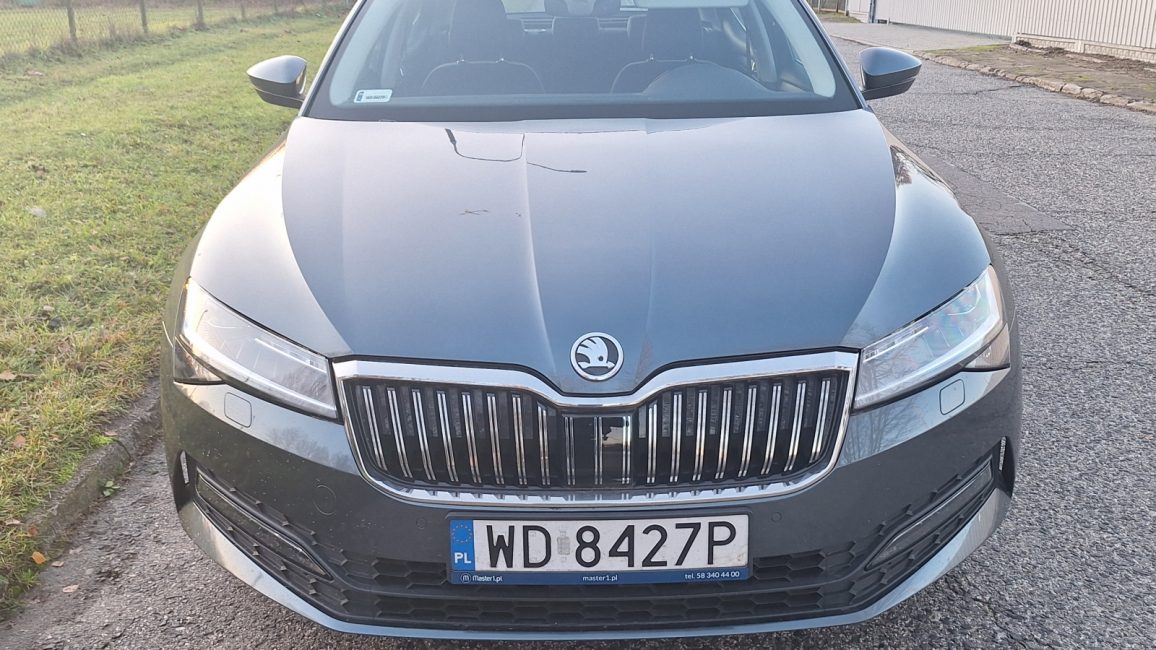 Skoda Superb 2.0 TDI SCR Ambition DSG WD8427P w zakupie za gotówkę