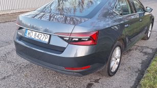 Skoda Superb 2.0 TDI SCR Ambition DSG WD8427P w zakupie za gotówkę