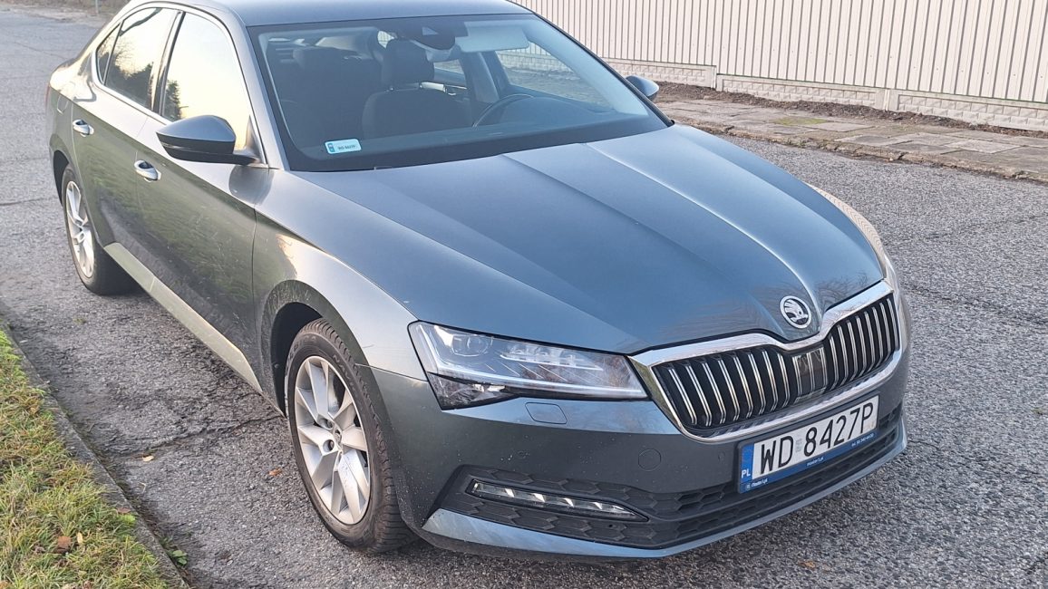 Skoda Superb 2.0 TDI SCR Ambition DSG WD8427P w zakupie za gotówkę