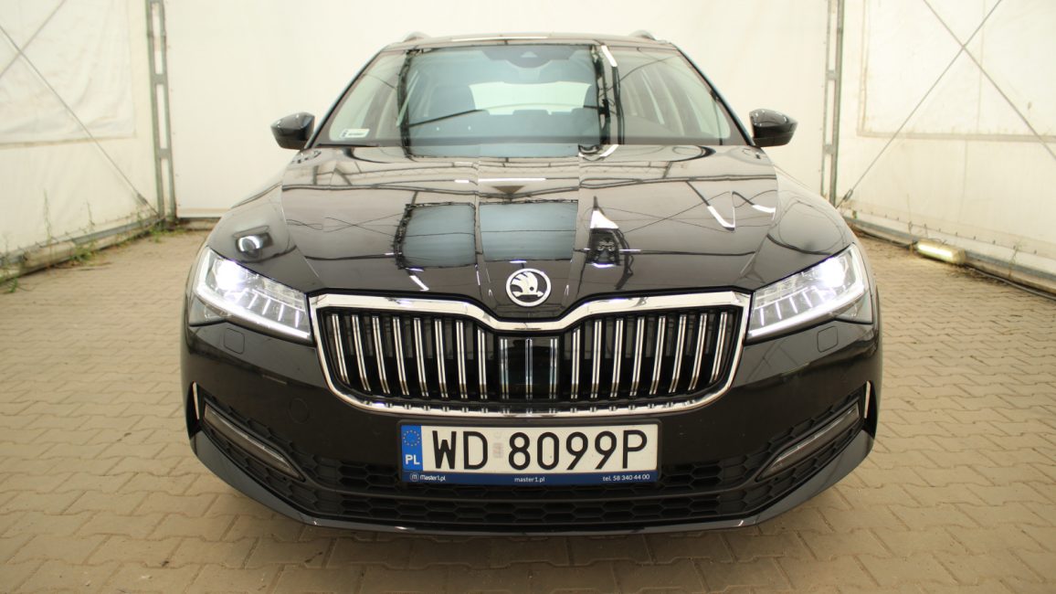 Skoda Superb 2.0 TDI SCR Ambition DSG WD8099P w abonamencie