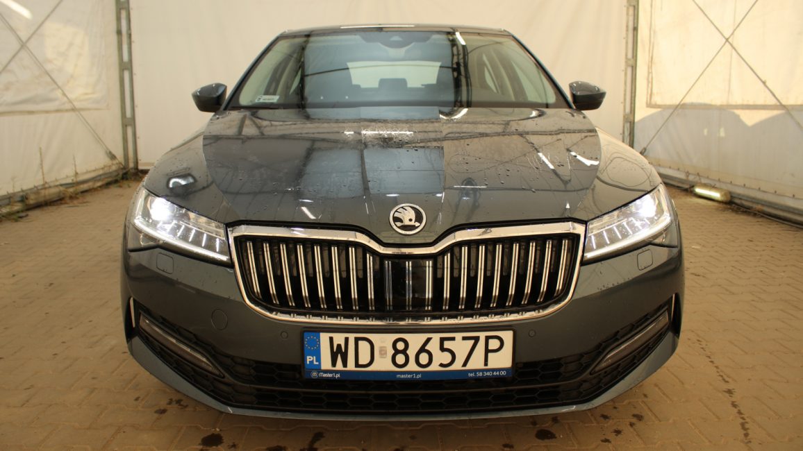 Skoda Superb 2.0 TDI SCR Ambition DSG WD8657P w zakupie za gotówkę