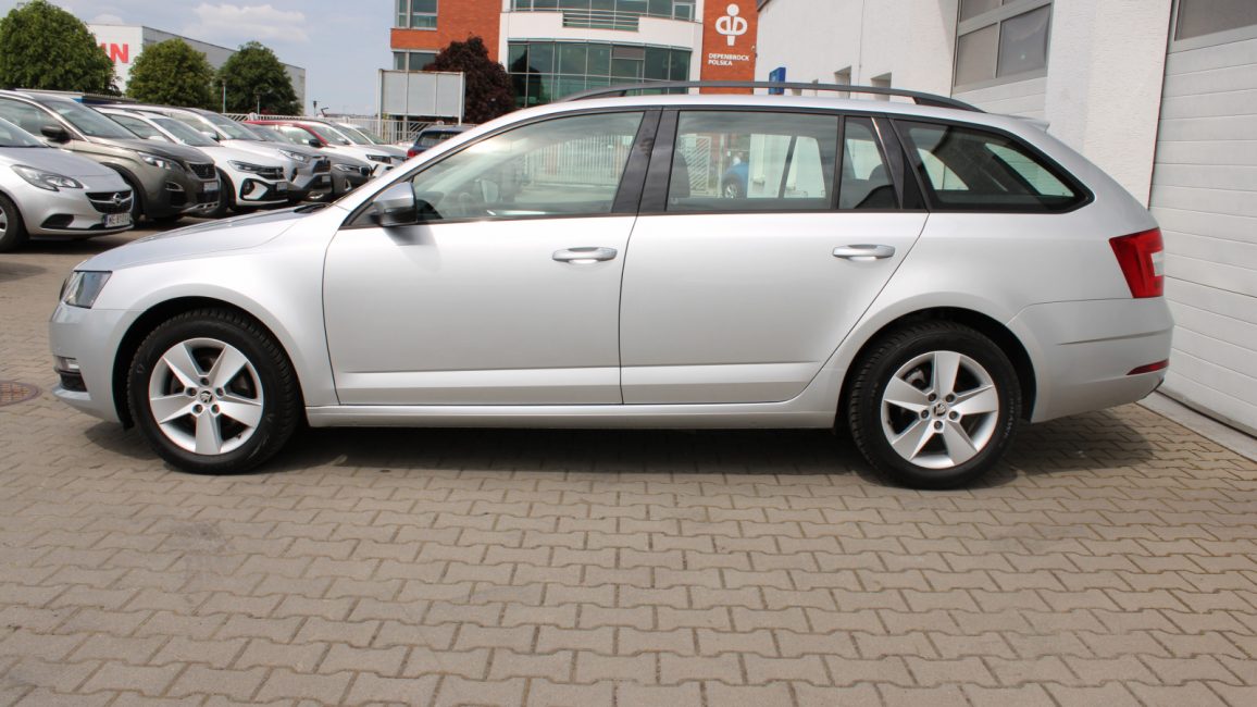 Skoda Octavia 1.5 TSI GPF ACT Ambition GD453TG w leasingu dla firm