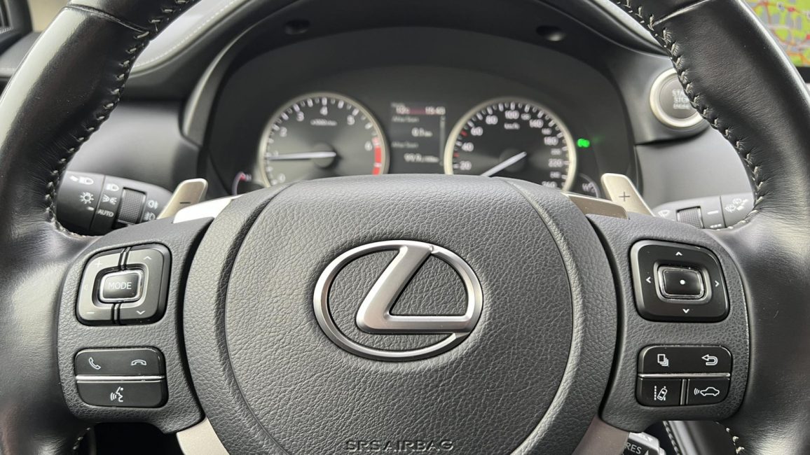 Lexus NX 300 F Impression AWD KR8VF96 w leasingu dla firm