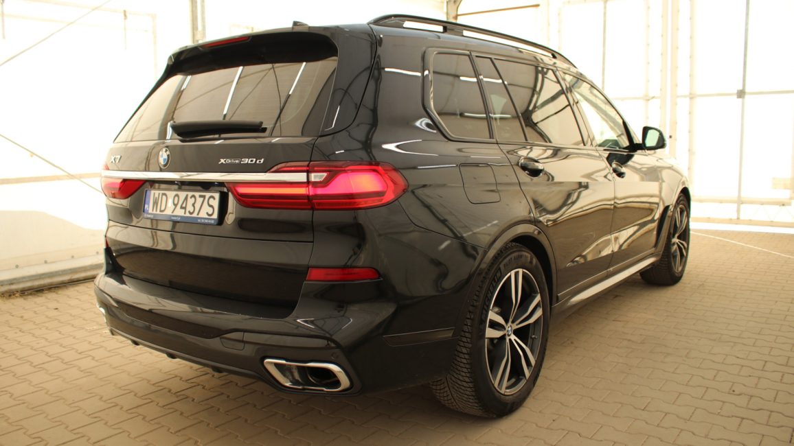 BMW X7 xDrive30d sport-aut WD9437S w abonamencie