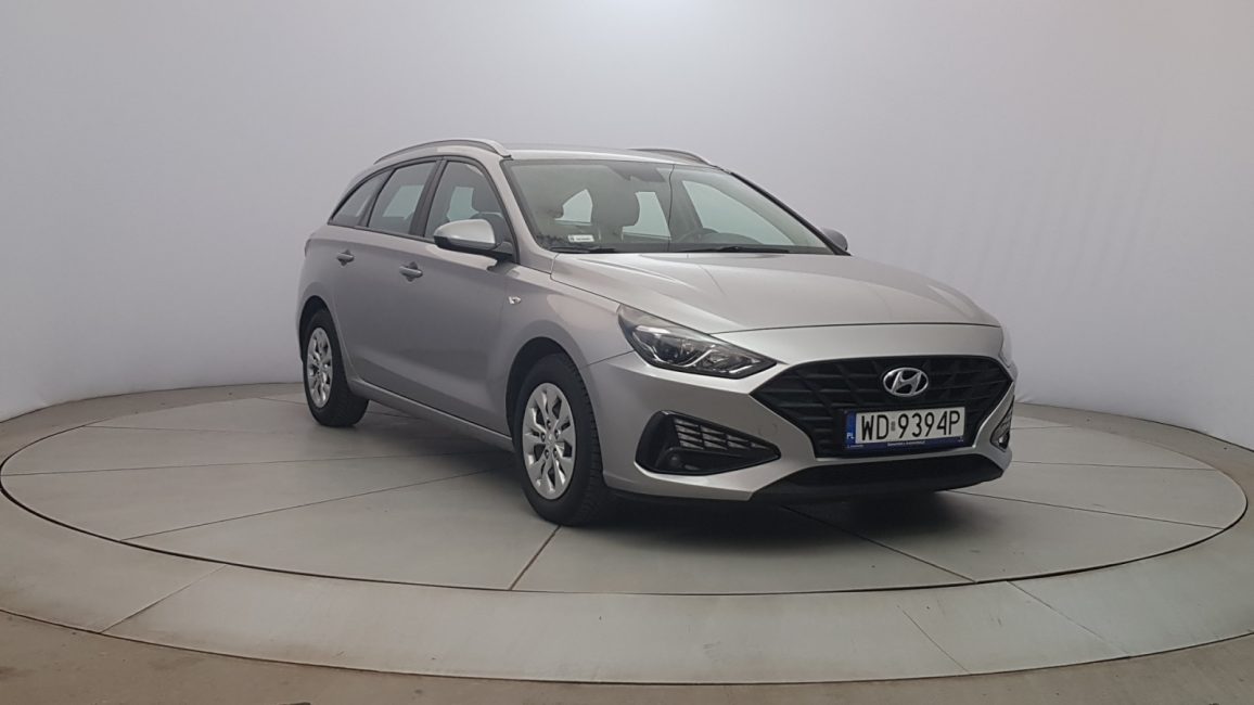 Hyundai i30 1.6 D Classic + WD9394P w zakupie za gotówkę