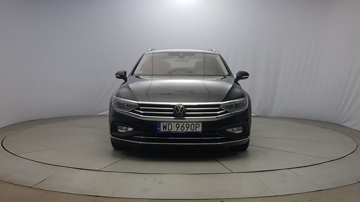 Volkswagen Passat 2.0 TSI 4Mot. Elegance DSG WD9690P w abonamencie