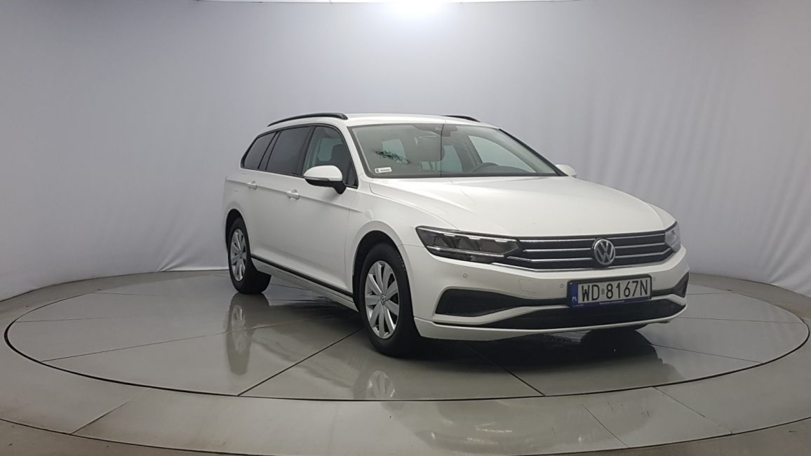 Volkswagen Passat 1.5 TSI EVO Essence DSG WD8167N w abonamencie