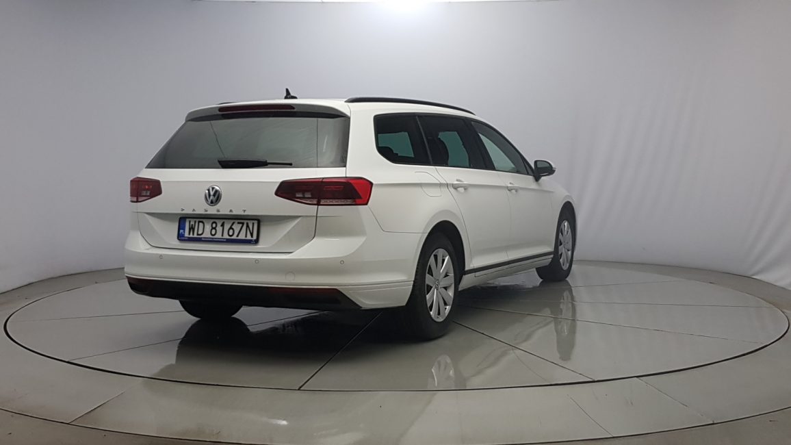 Volkswagen Passat 1.5 TSI EVO Essence DSG WD8167N w abonamencie