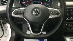 Volkswagen Passat 1.5 TSI EVO Essence DSG WD8167N w zakupie za gotówkę