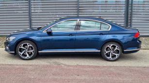 Volkswagen Passat 2.0 TSI Elegance DSG WJ6155K w abonamencie