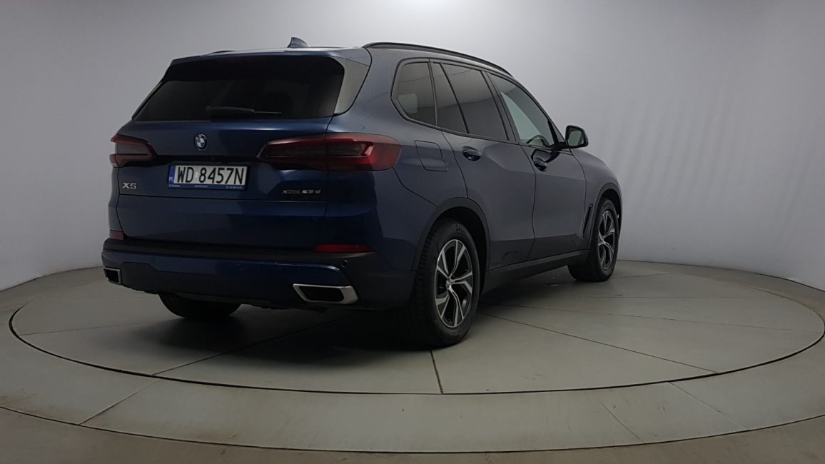 BMW X5 xDrive25d aut WD8457N w leasingu dla firm