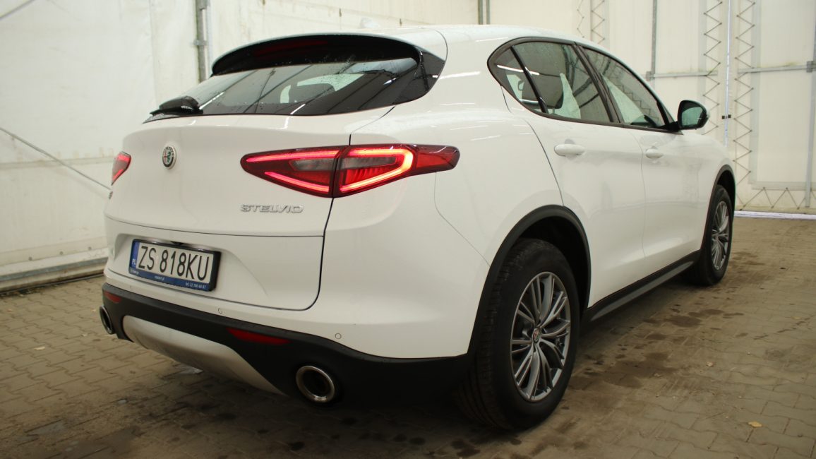 Alfa Romeo Stelvio 2.0 Turbo Business Q4 aut ZS818KU w abonamencie