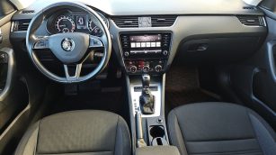 Skoda Octavia 2.0 TDI SCR Ambition DSG KR6TL98 w zakupie za gotówkę