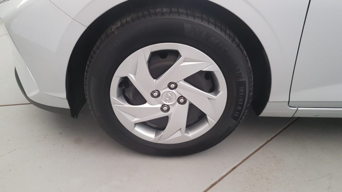 Hyundai i20 1.2 Pure WD0545R w abonamencie dla firm