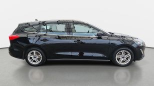 Ford Focus 1.5 EcoBlue SCR Connected KR5WU76 w abonamencie