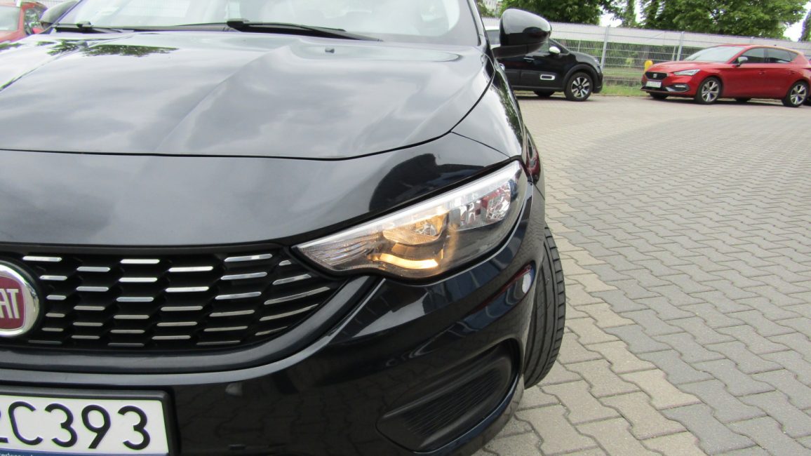 Fiat Tipo 1.4 16v Easy GD2C393 w zakupie za gotówkę