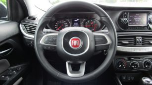 Fiat Tipo 1.4 16v Easy GD2C393 w zakupie za gotówkę