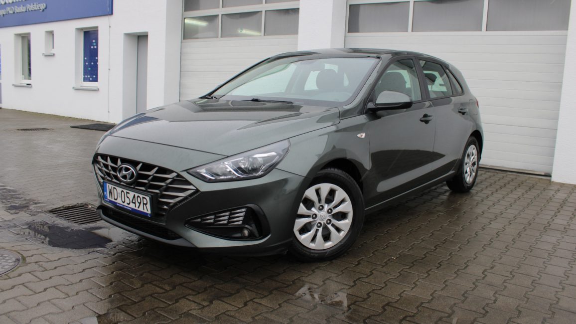 Hyundai i30 1.0 T-GDI Classic + WD0549R w zakupie za gotówkę