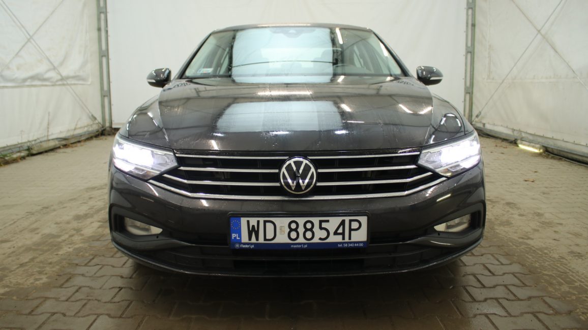 Volkswagen Passat 1.5 TSI EVO Essence DSG WD8854P w leasingu dla firm