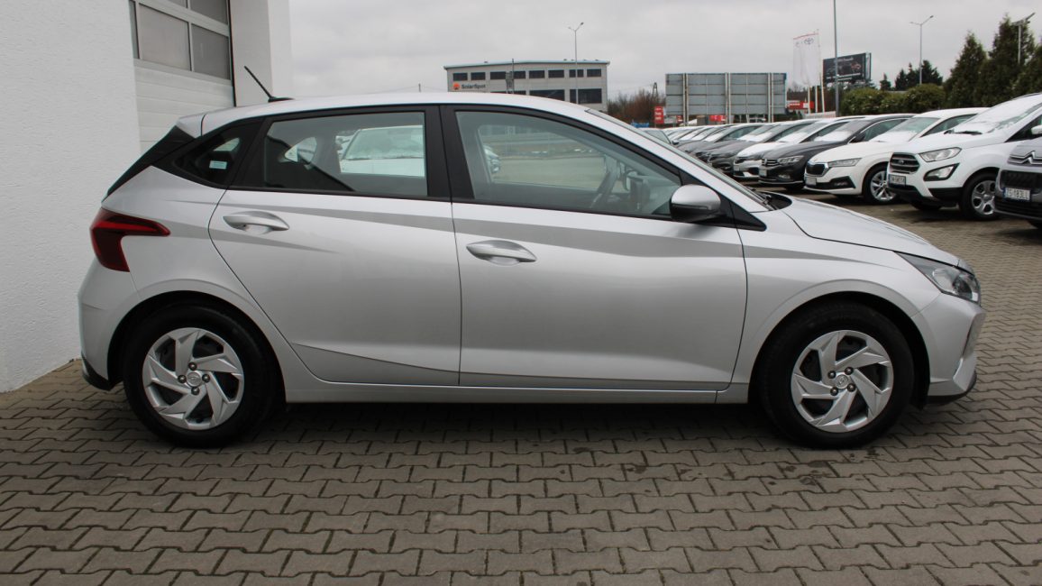 Hyundai i20 1.2 Pure WD0763R w abonamencie dla firm