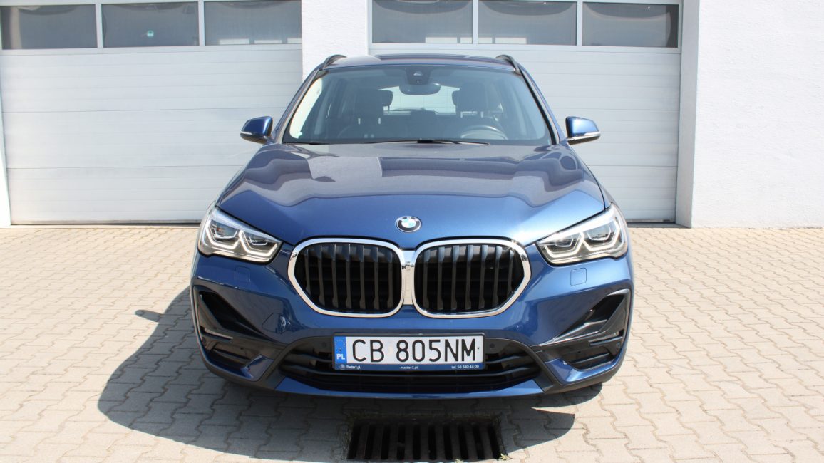 BMW X1 sDrive18i Sport Line aut CB805NM w abonamencie