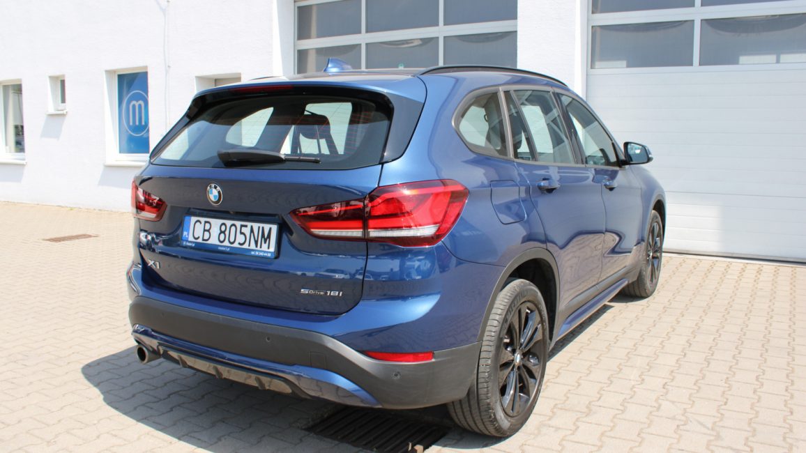 BMW X1 sDrive18i Sport Line aut CB805NM w abonamencie