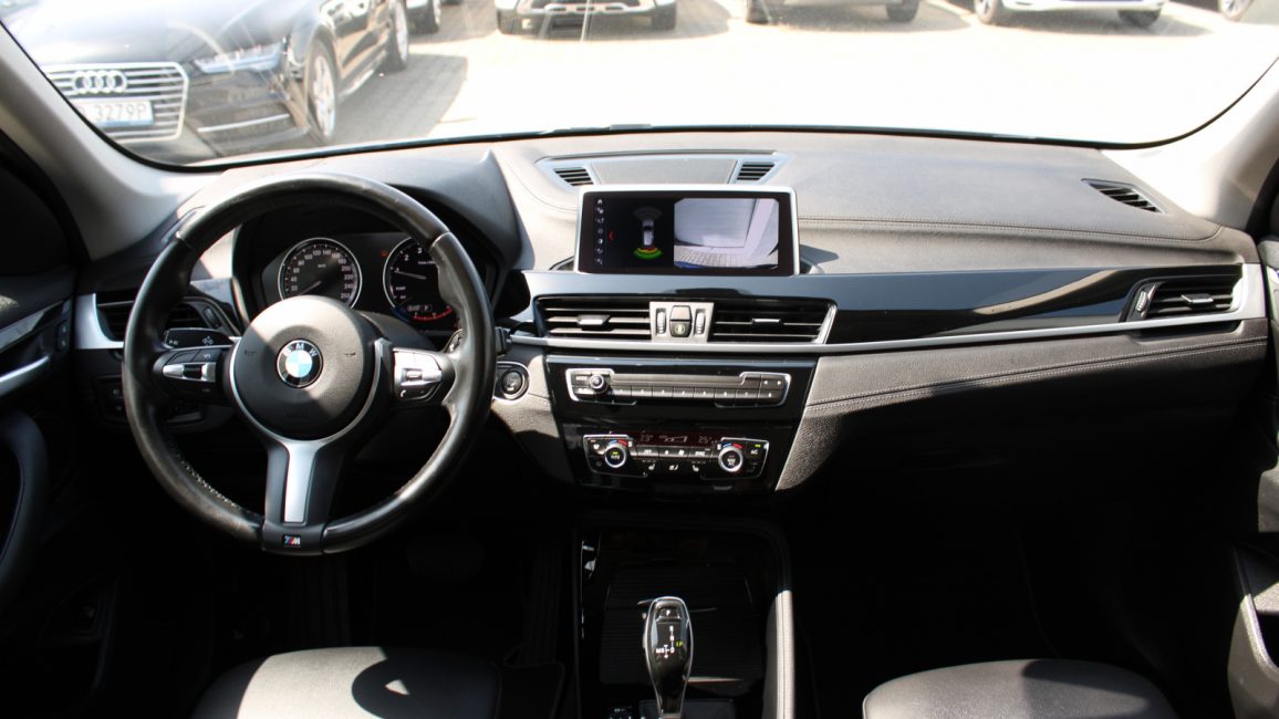 BMW X1 sDrive18i Sport Line aut CB805NM w leasingu dla firm