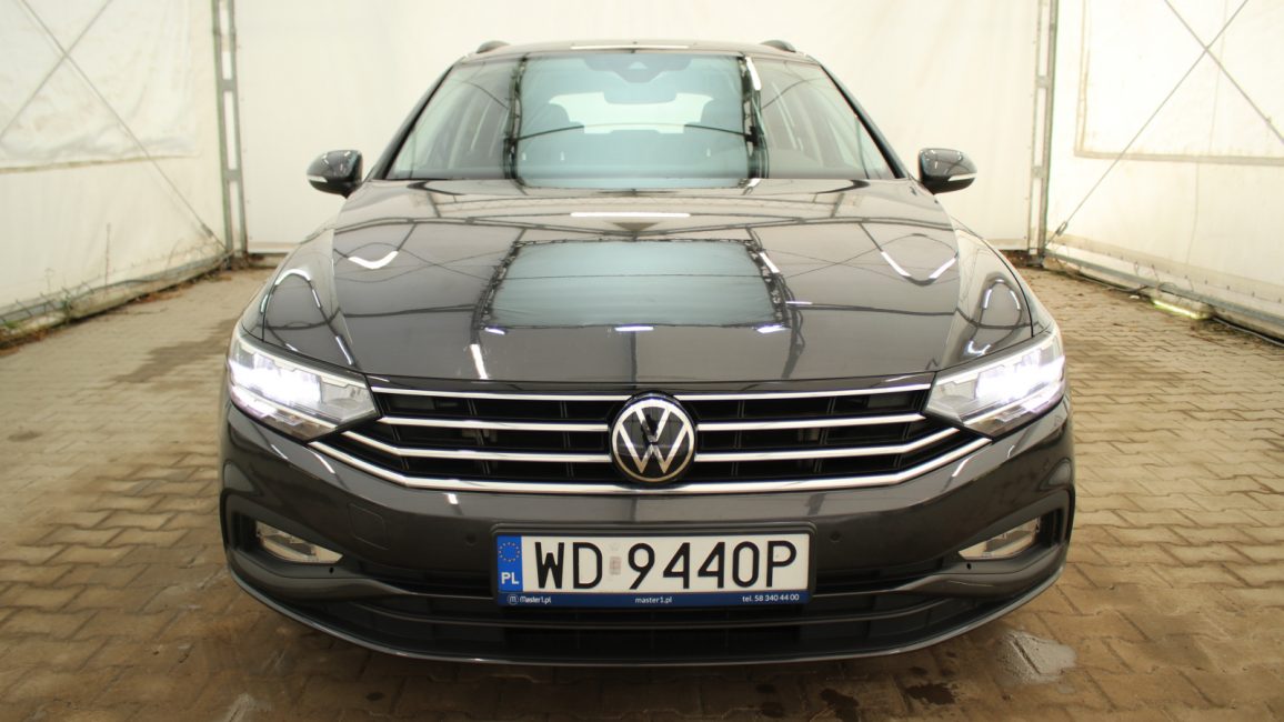 Volkswagen Passat 1.5 TSI EVO Essence DSG WD9440P w abonamencie