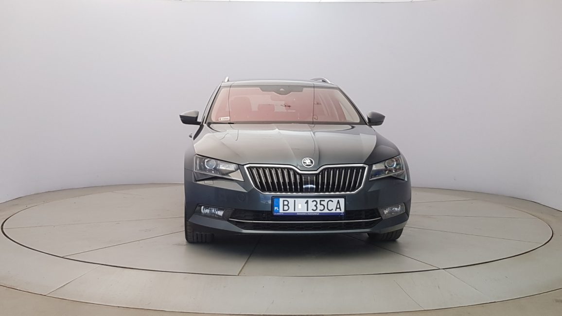 Skoda Superb 2.0 TSI 4x4 Style DSG BI135CA w zakupie za gotówkę