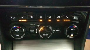Skoda Superb 2.0 TDI SCR Ambition DSG GD413YW w zakupie za gotówkę