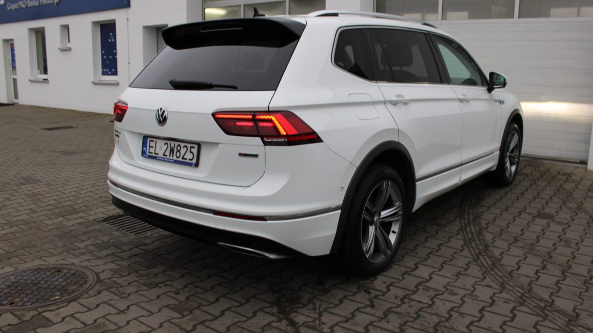 Volkswagen Tiguan Allspace 2.0 TDI 4Mot. SCR Highline DSG EL2W825 w leasingu dla firm