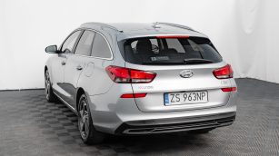 Hyundai i30 1.5 DPI Comfort ZS963NP w abonamencie