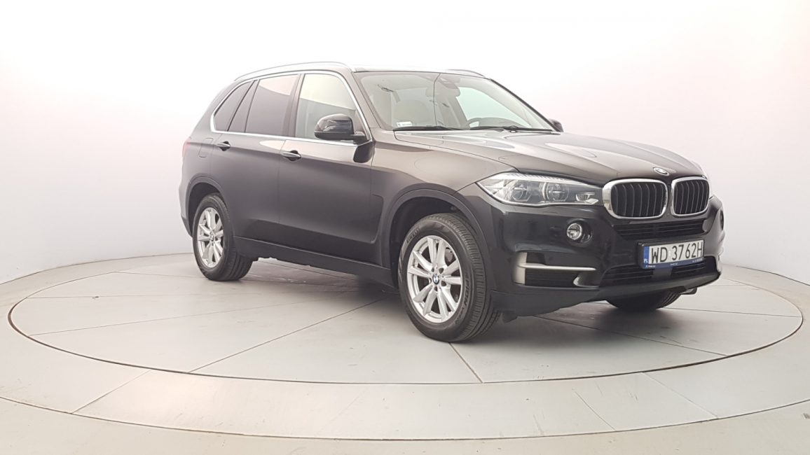 BMW X5 xDrive25d WD3762H w leasingu dla firm