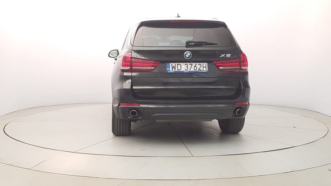 BMW X5 xDrive25d WD3762H w leasingu dla firm