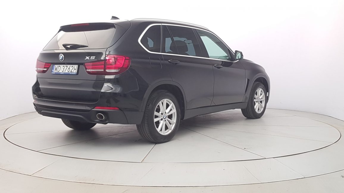 BMW X5 xDrive25d WD3762H w leasingu dla firm