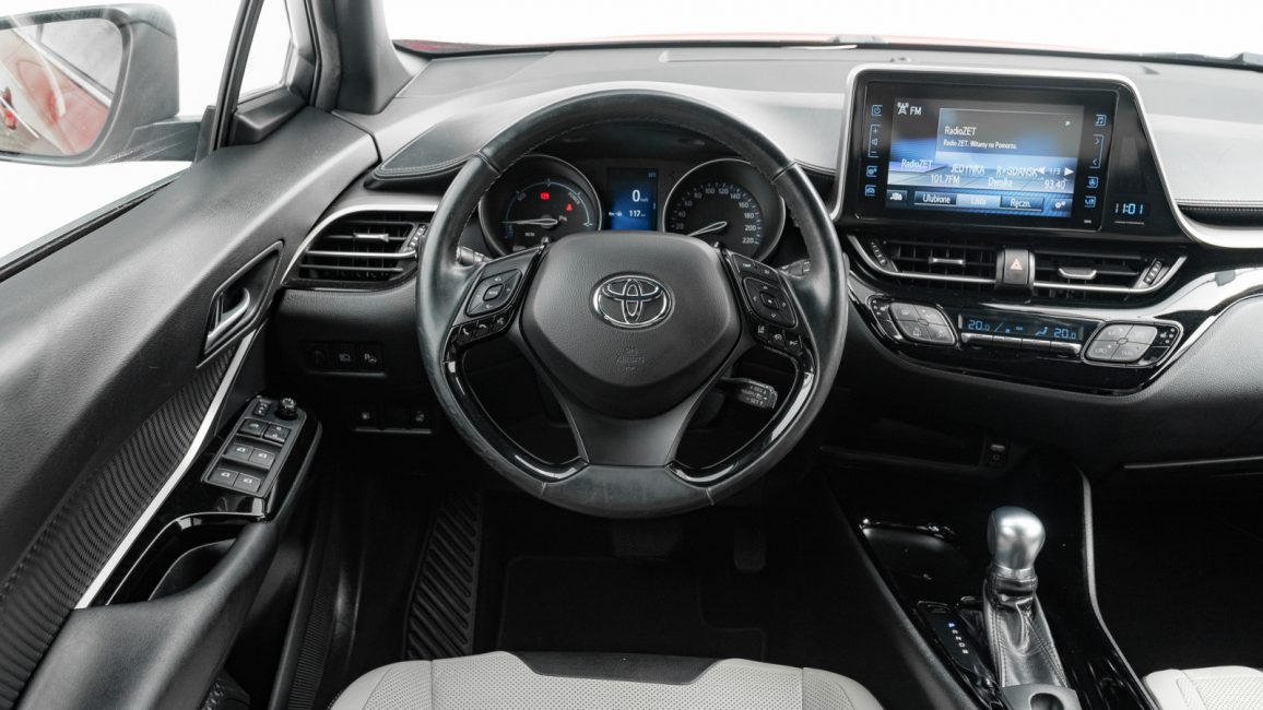 Toyota C-HR 1.8 Hybrid Selection GD227RP w zakupie za gotówkę