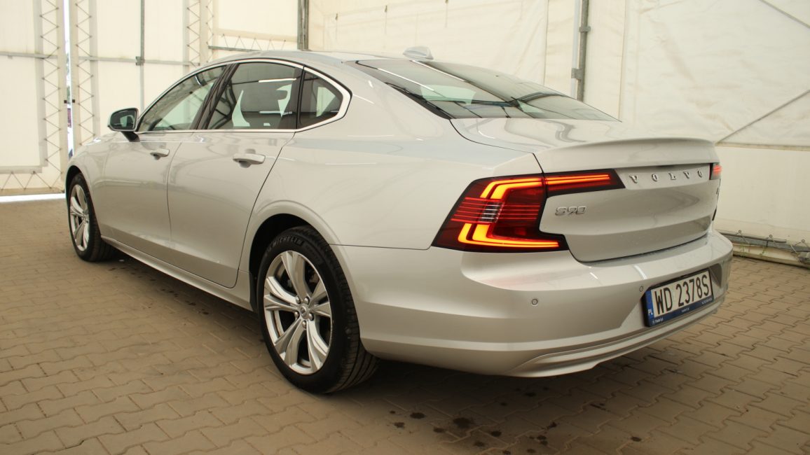 Volvo S90 B4 B Momentum Pro aut WD2378S w abonamencie