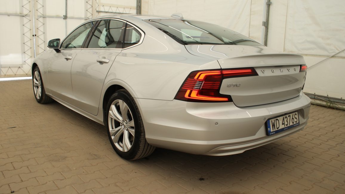 Volvo S90 B4 B Momentum Pro aut WD4376S w zakupie za gotówkę