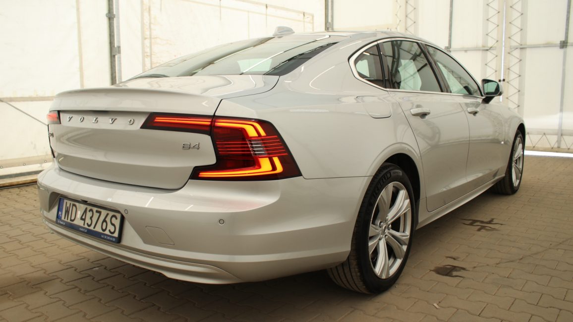 Volvo S90 B4 B Momentum Pro aut WD4376S w abonamencie