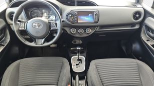 Toyota Yaris 1.5 Premium CVT KR9YK47 w leasingu dla firm