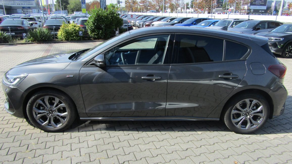 Ford Focus 1.0 EcoBoost mHEV ST-Line X aut GD8F716 w abonamencie