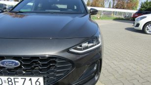 Ford Focus 1.0 EcoBoost mHEV ST-Line X aut GD8F716 w abonamencie dla firm