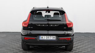 Volvo XC40 B3 Plus Dark aut WJ0971M w abonamencie dla firm