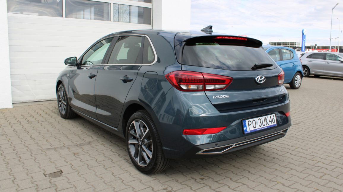 Hyundai i30 1.5 T-GDI 48V Premium PO3UK46 w abonamencie dla firm