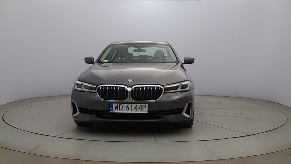 BMW 520d xDrive mHEV Luxury Line s WD6144P w abonamencie dla firm